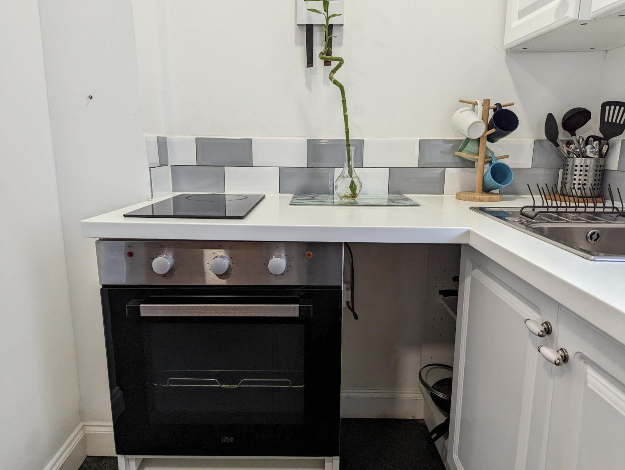 Serene 1 Bedroom Flat In Roath Cardiff Exterior foto